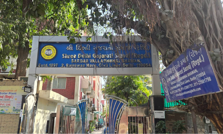 Members gathering at Shree Delhi Gujarati Samaj